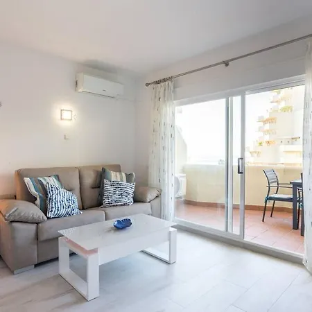 Sol - C&g Benal Apartmán *